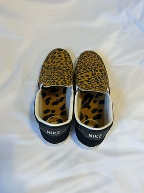 Nike Leopard Print Slip-On Sneakers Womens Size 8 Animal Print Casual Shoes